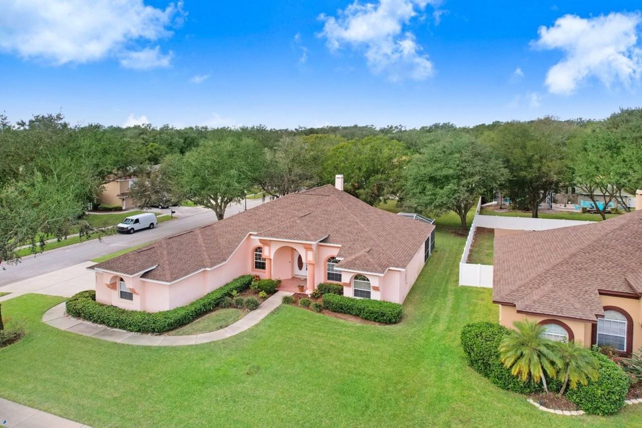 2813 Norwood Hills Ln - Photo 2 of 30