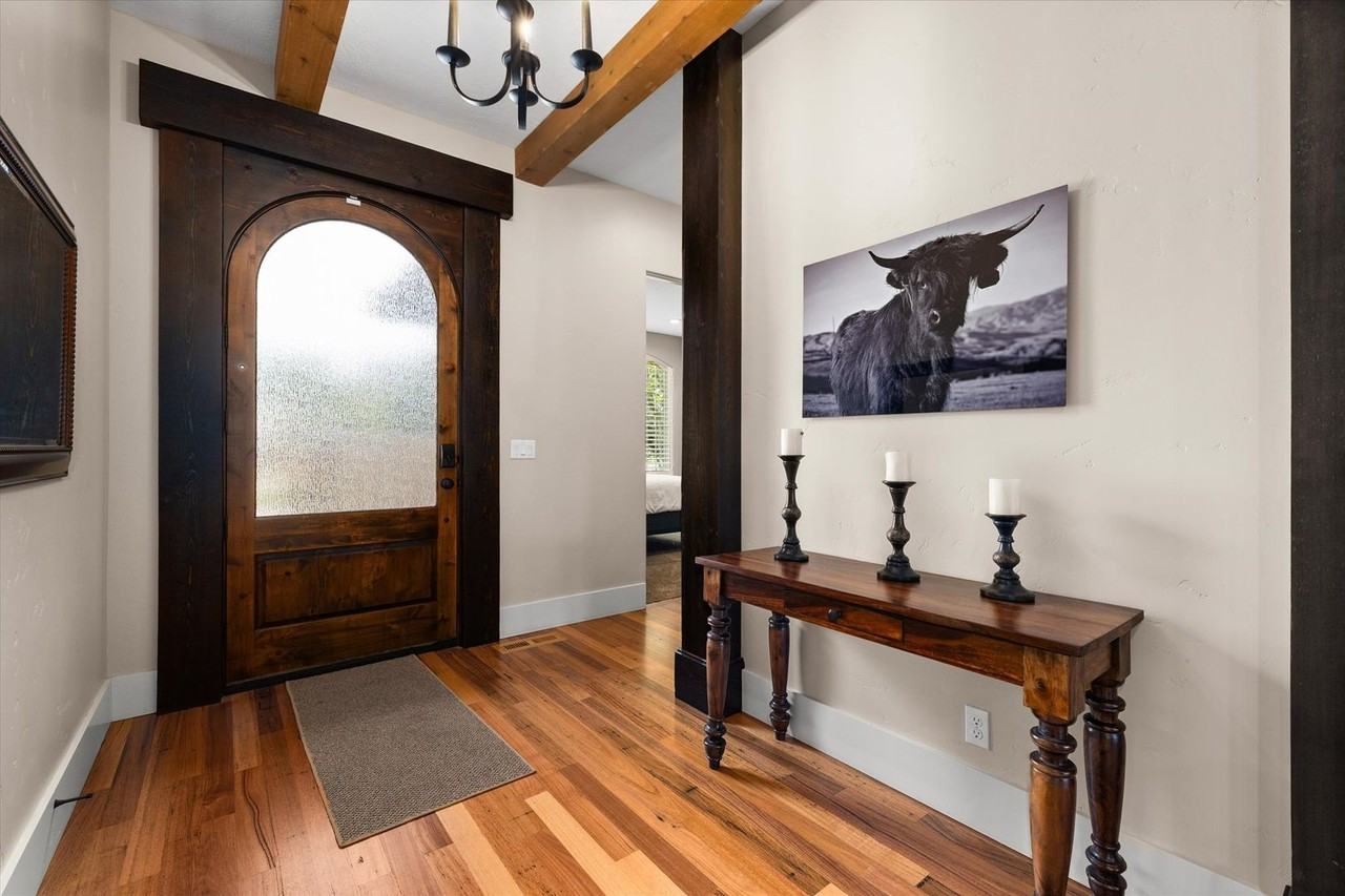 1839 N Livorno Way - Photo 5 of 36