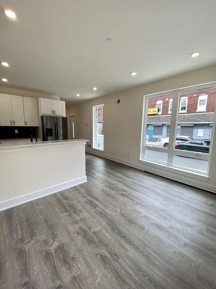 821 Diamond St #1 - Photo 3 of 12