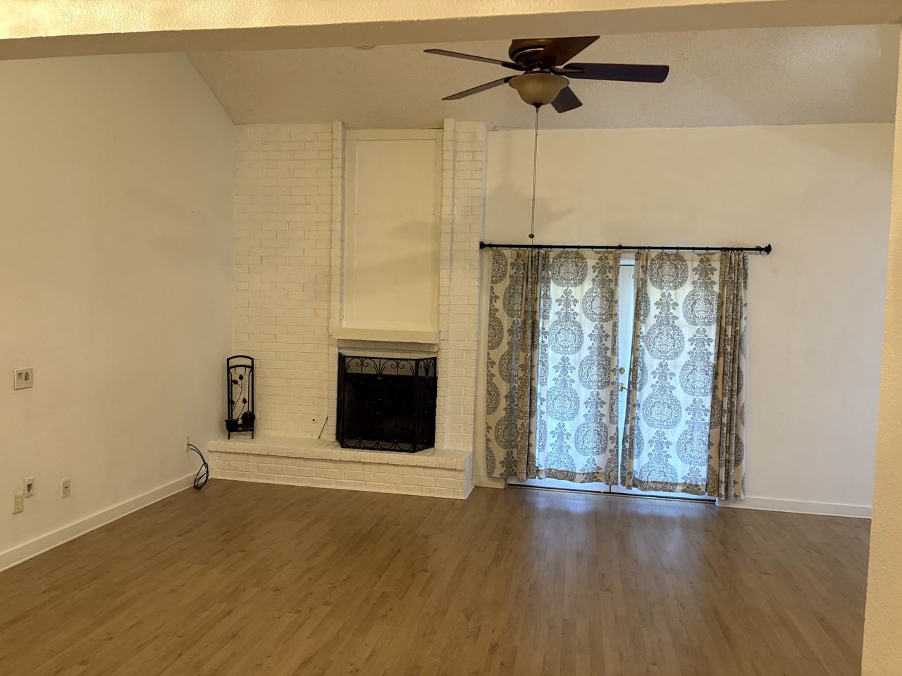 4006 Hillside Dr #NA - Photo 5 of 26