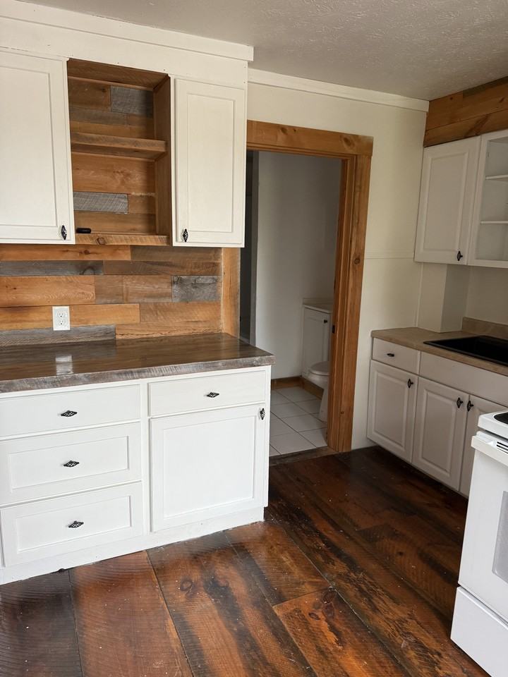 23 Prospect St #301 - Photo 3 of 18