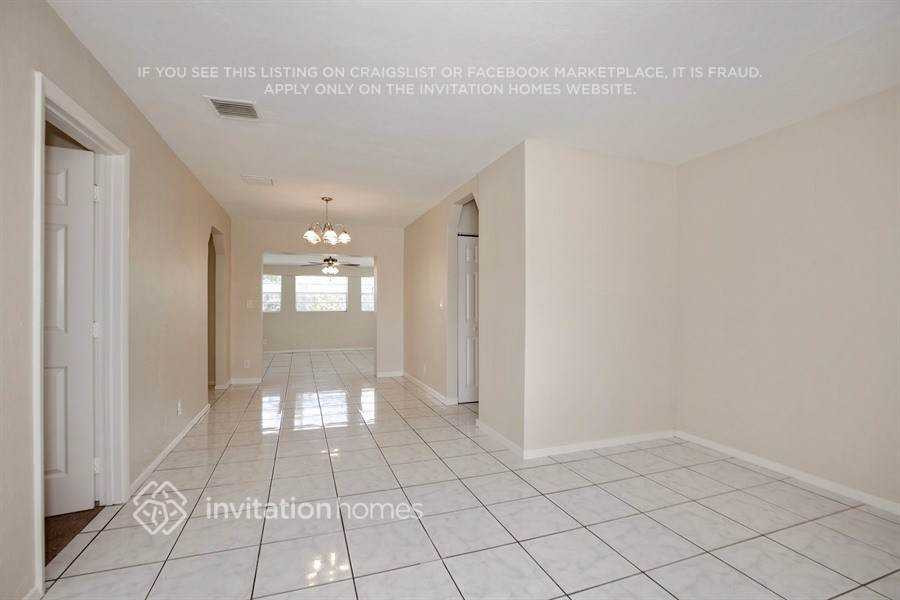 1531 Northwest 41st Court - Photo 3 of 17