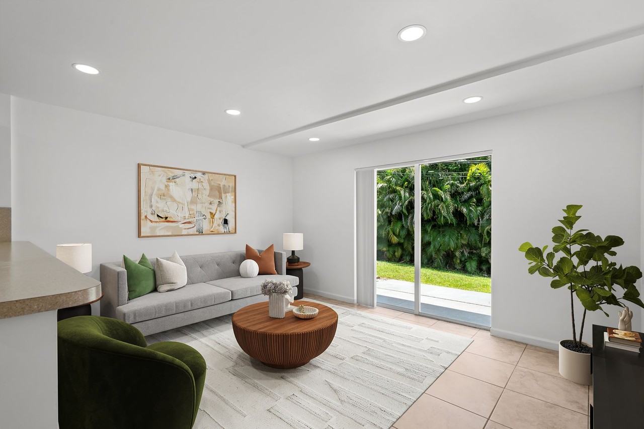 Camino House - Photo 2 of 10