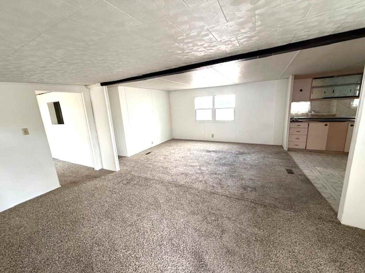 604 Bullion Rd - Photo 2 of 12