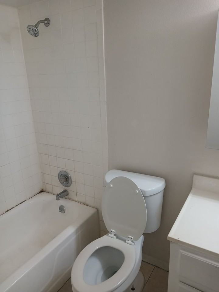 1450 Holden Avenue #D - Photo 7 of 7