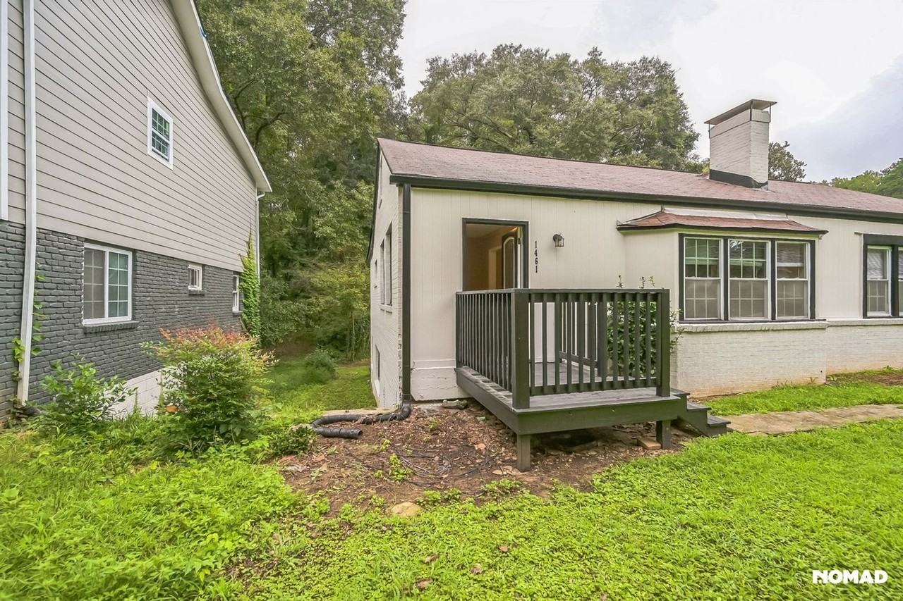 1461 Centra Villa Drive Southwest - Photo 3 of 50