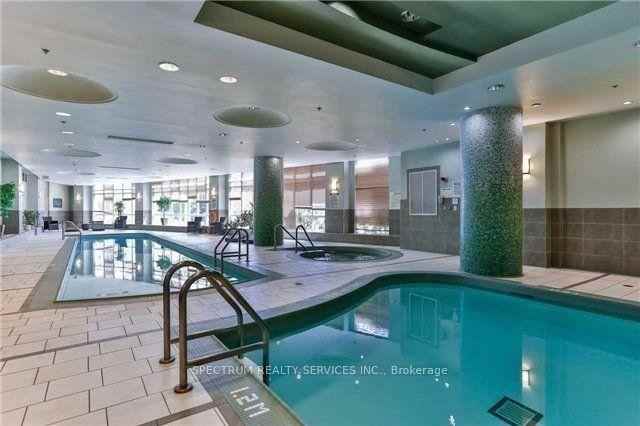 60 Byng Avenue - Photo 3 of 12