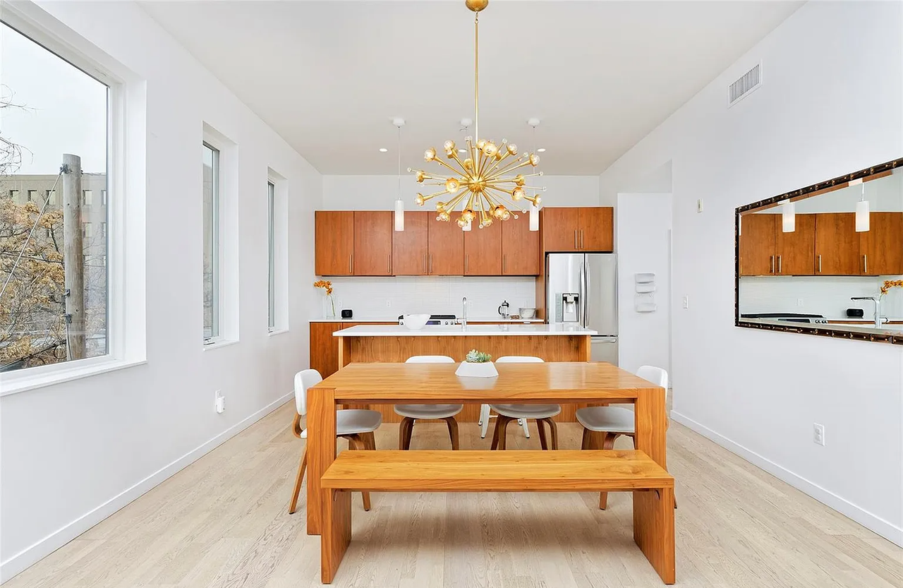 2752 Clay Street #204 - Photo 4 of 35