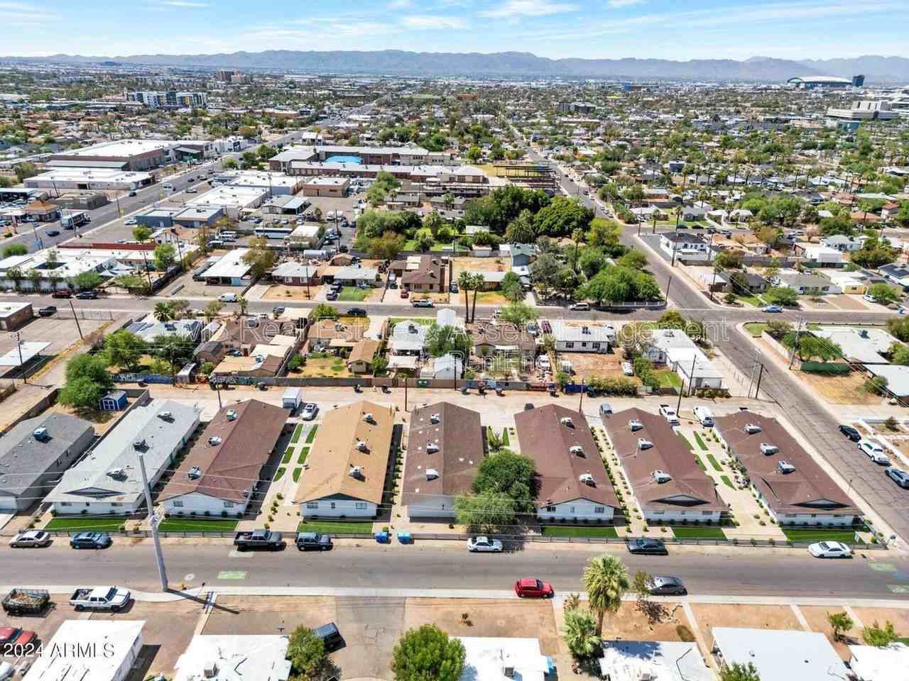 1527 E Oak St #2 - Photo 6 of 7