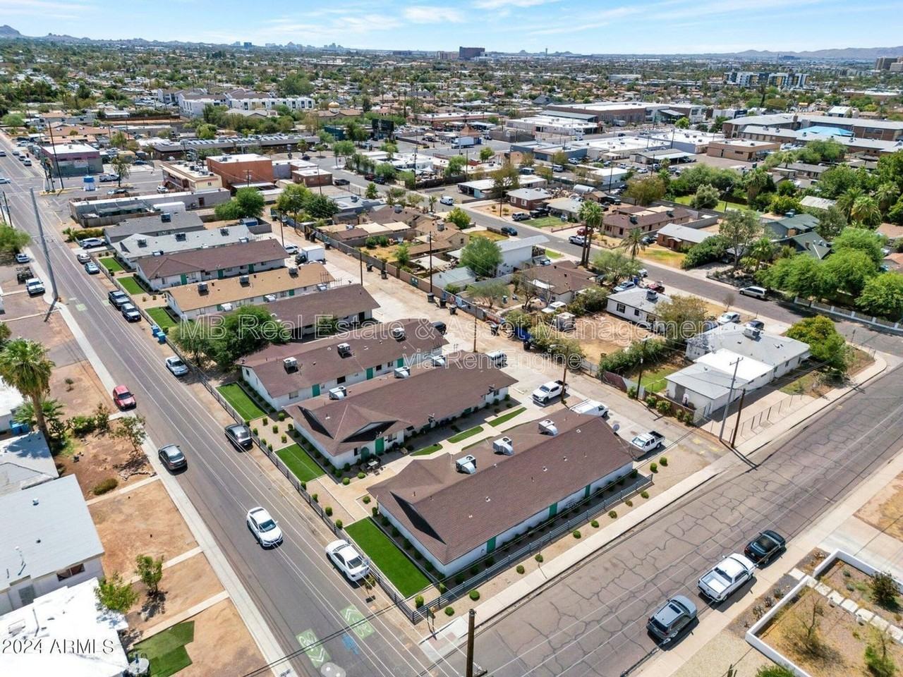 1527 E Oak St #2 - Photo 7 of 7