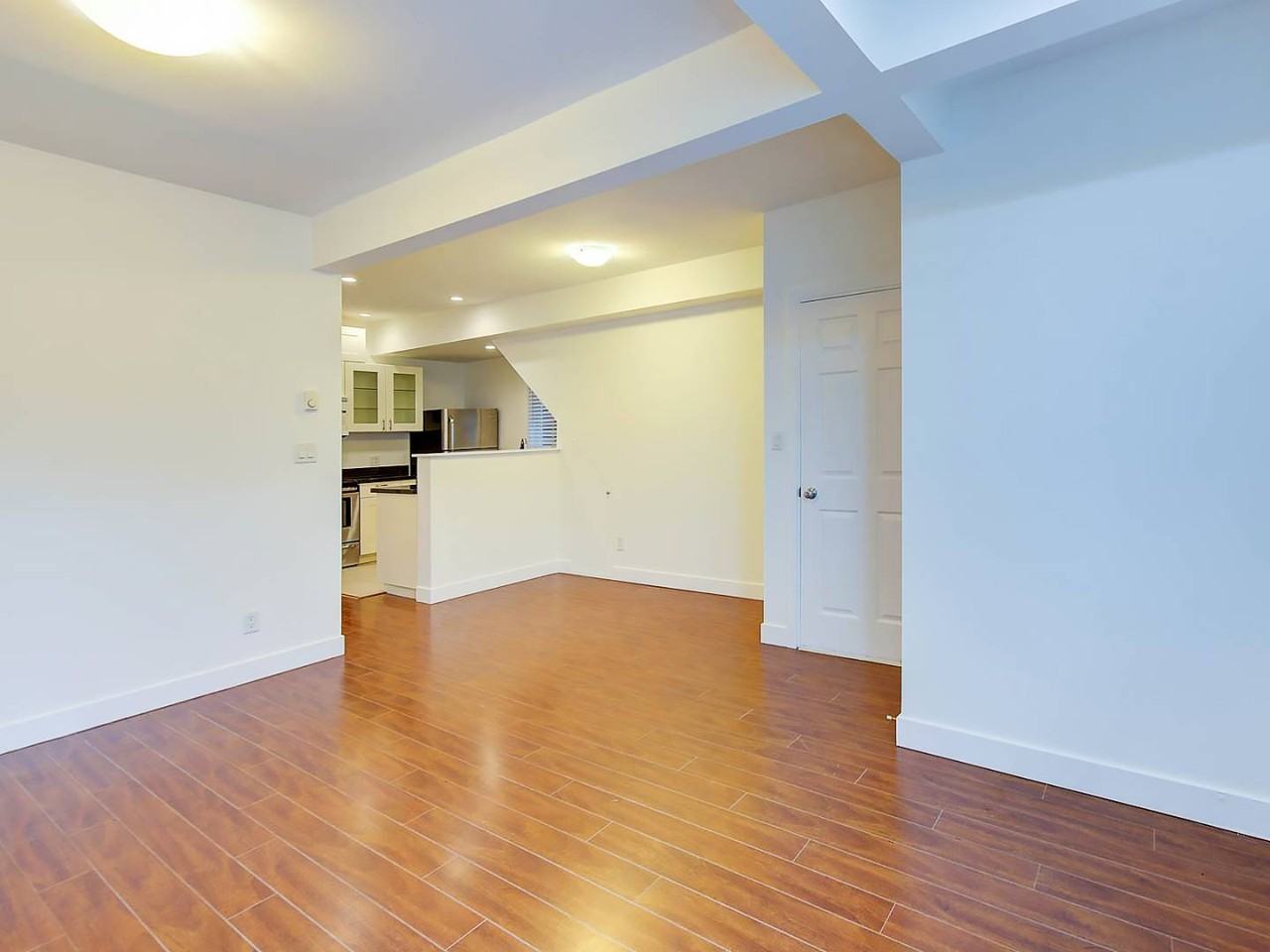 120 King Edward Ave E #GL - Photo 7 of 23