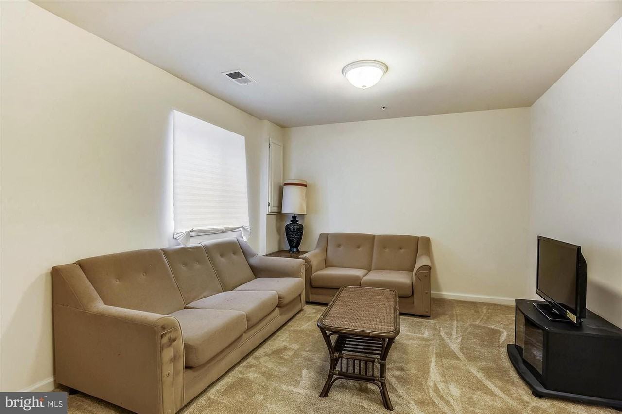 612 Chance Pl #1 - Photo 3 of 15