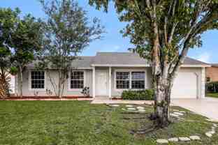 200 Cordoba Cir - Photo 1 of 1