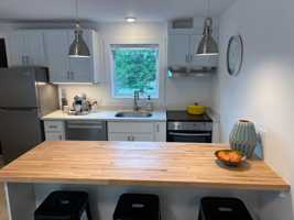 featured image of 200 Laurel St