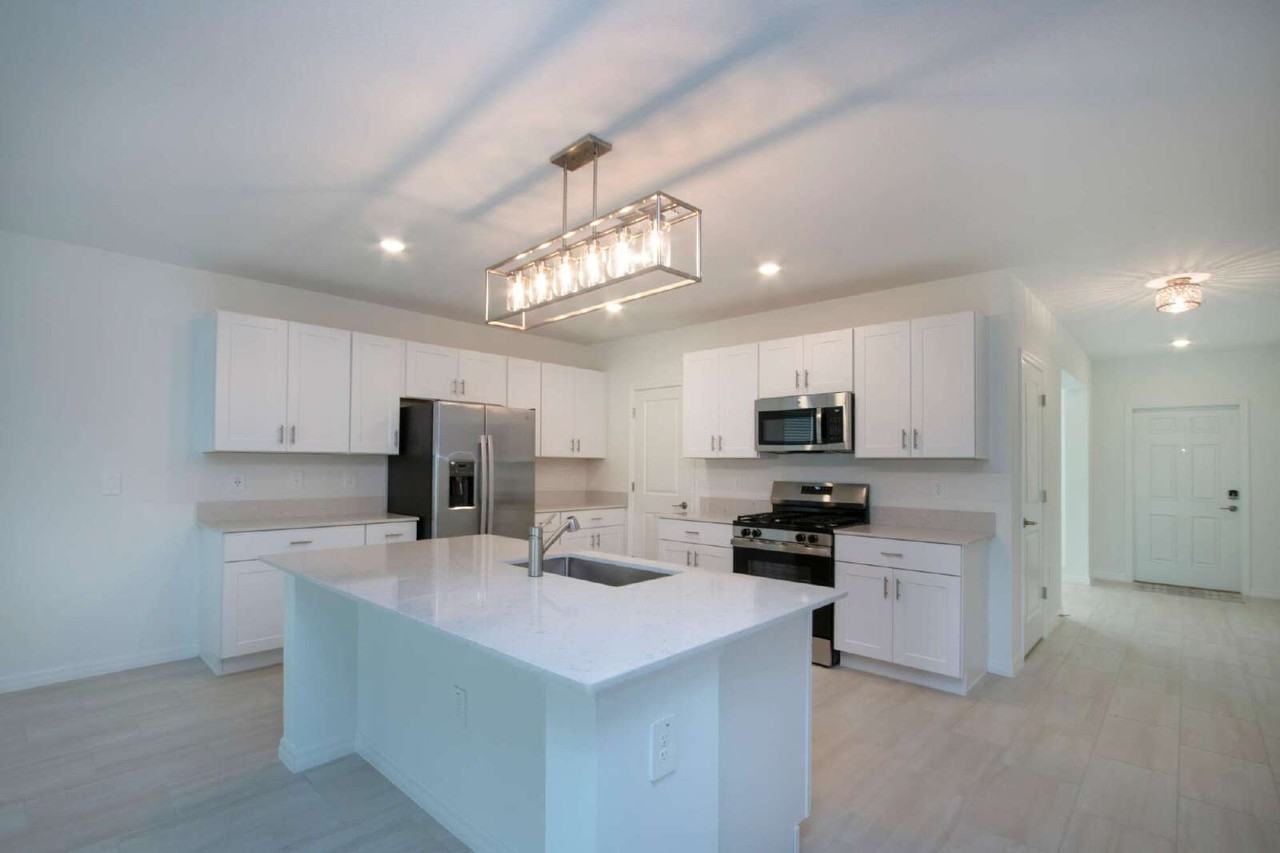 12609 Aura Moonlight Terrace - Photo 7 of 50