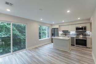 665 N 35th St #3 - Photo 1 of 1