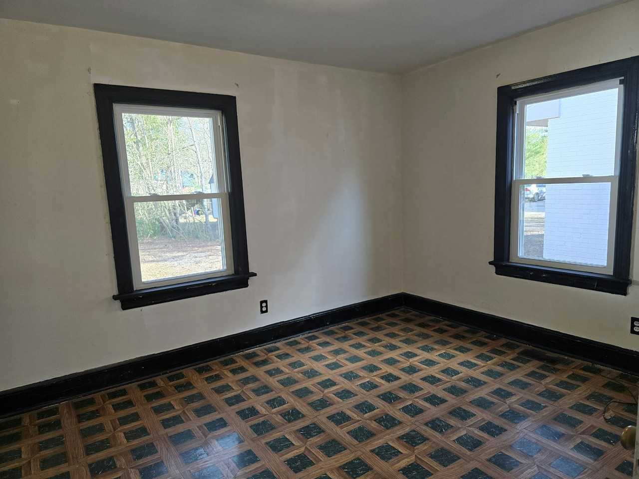 1409 Cypress Street - Photo 3 of 9