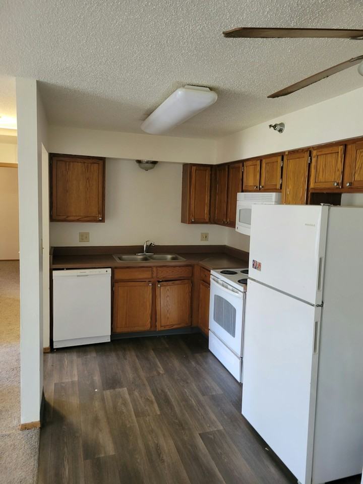 3600 Kennedy Drive, Unit A101 - Photo 7 of 11