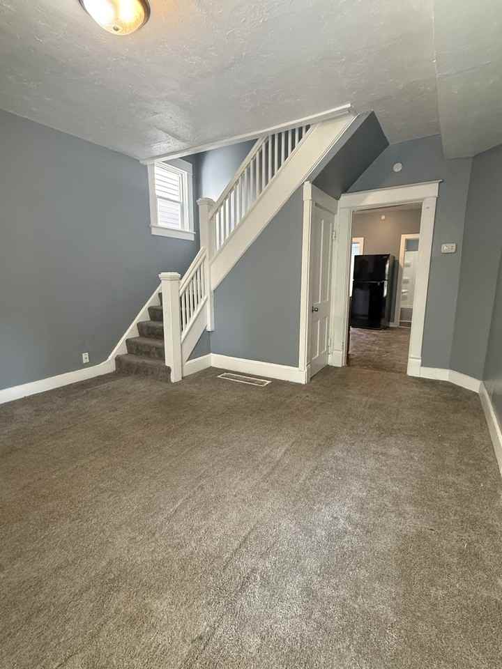 1541 Draper Street - Photo 2 of 11