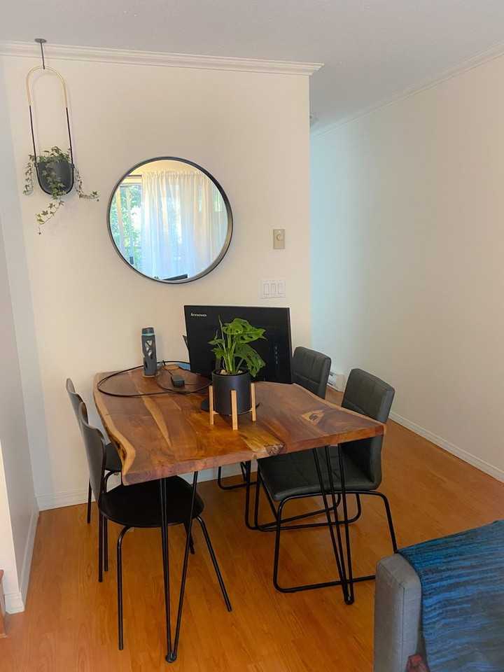 7184 Stride Ave - Photo 3 of 16