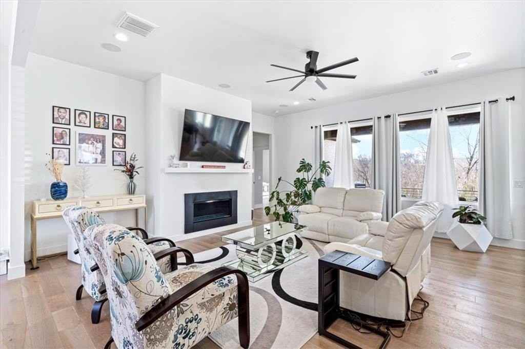 1603 Nw Santorini Ln - Photo 4 of 30