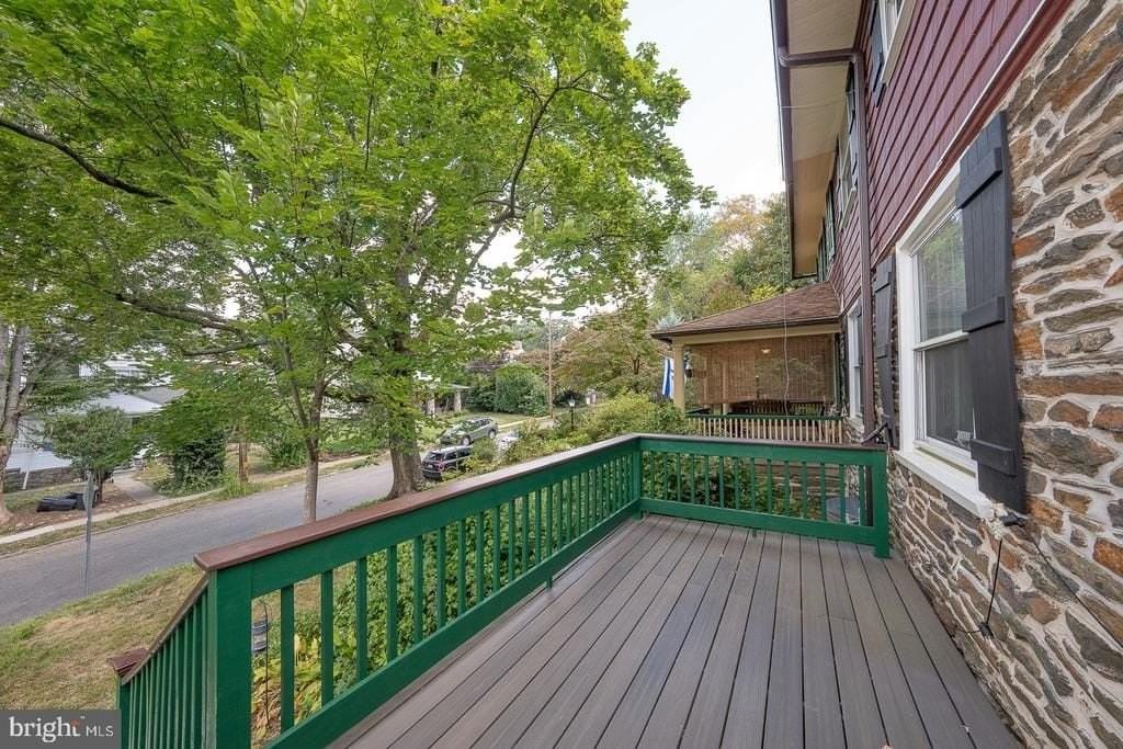 110 Llanfair Rd - Photo 3 of 30