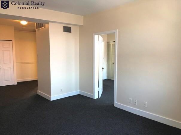 477 Commonwealth Avenue - Photo 2 of 10