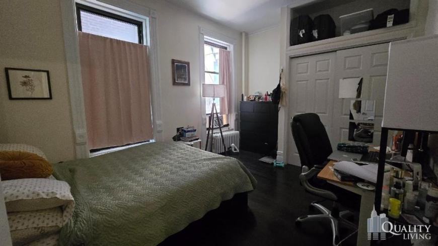 75 West 71st Street - Photo 5 of 10