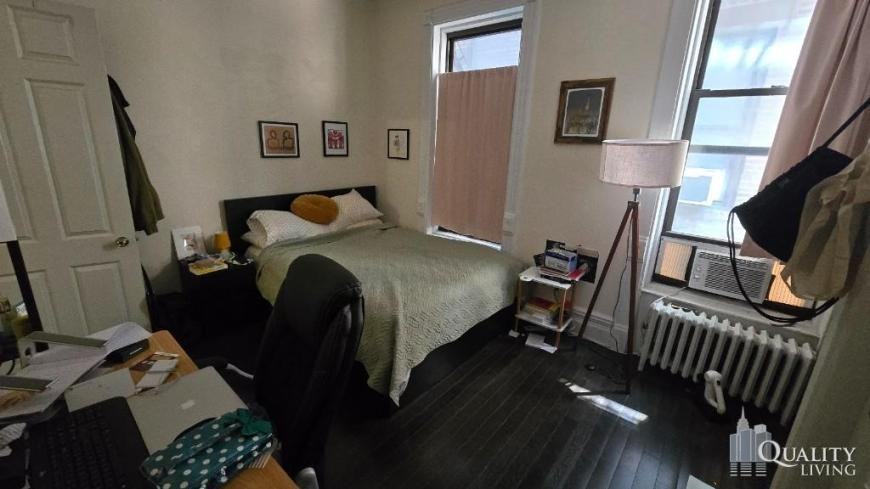 75 West 71st Street - Photo 6 of 10