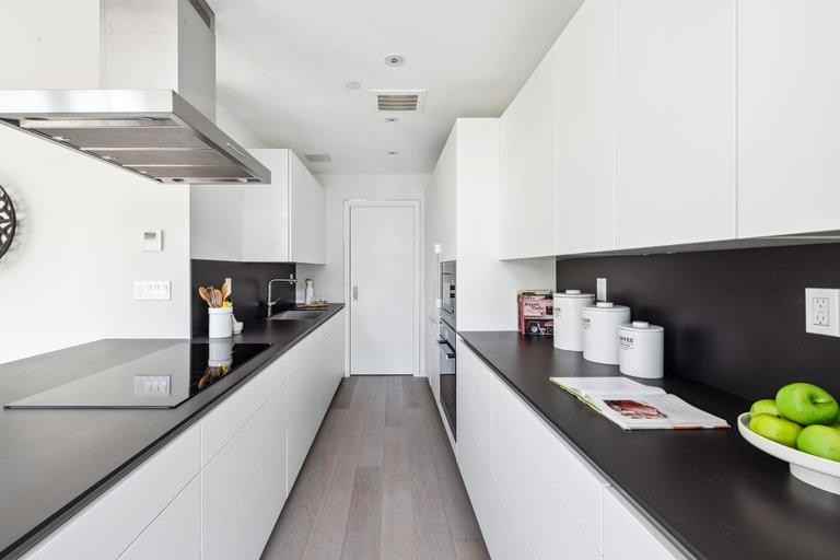 324 West 108th Street - Photo 5 of 10