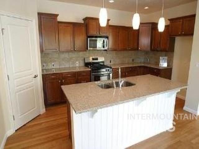 3950 N Quenzer Way - Photo 2 of 8