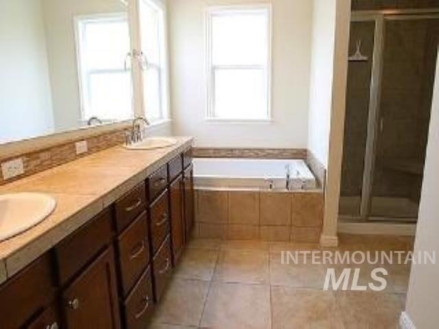 3950 N Quenzer Way - Photo 6 of 8