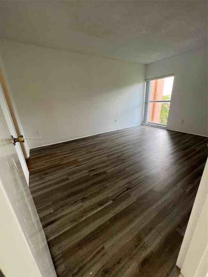 (address hidden) - Photo 5 of 10