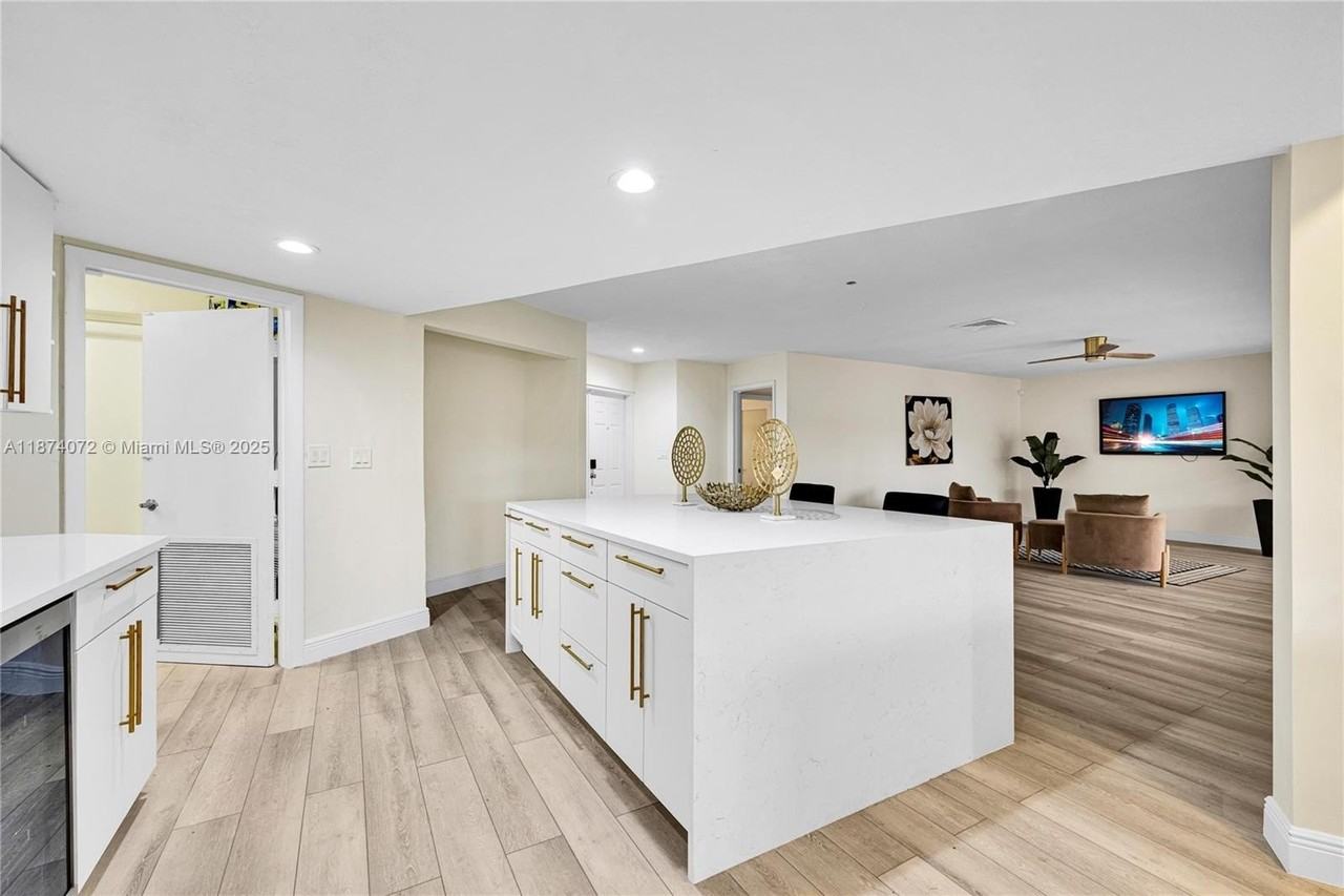 5706 Guava Dr - Photo 2 of 50