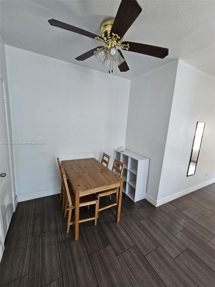 7320 Carlyle Ave #4 - Photo 5 of 8