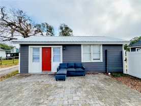 113 Avenue C Se #B - Photo 1 of 1