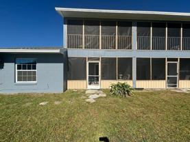 671 Royalty Ct #B - Photo 1 of 1