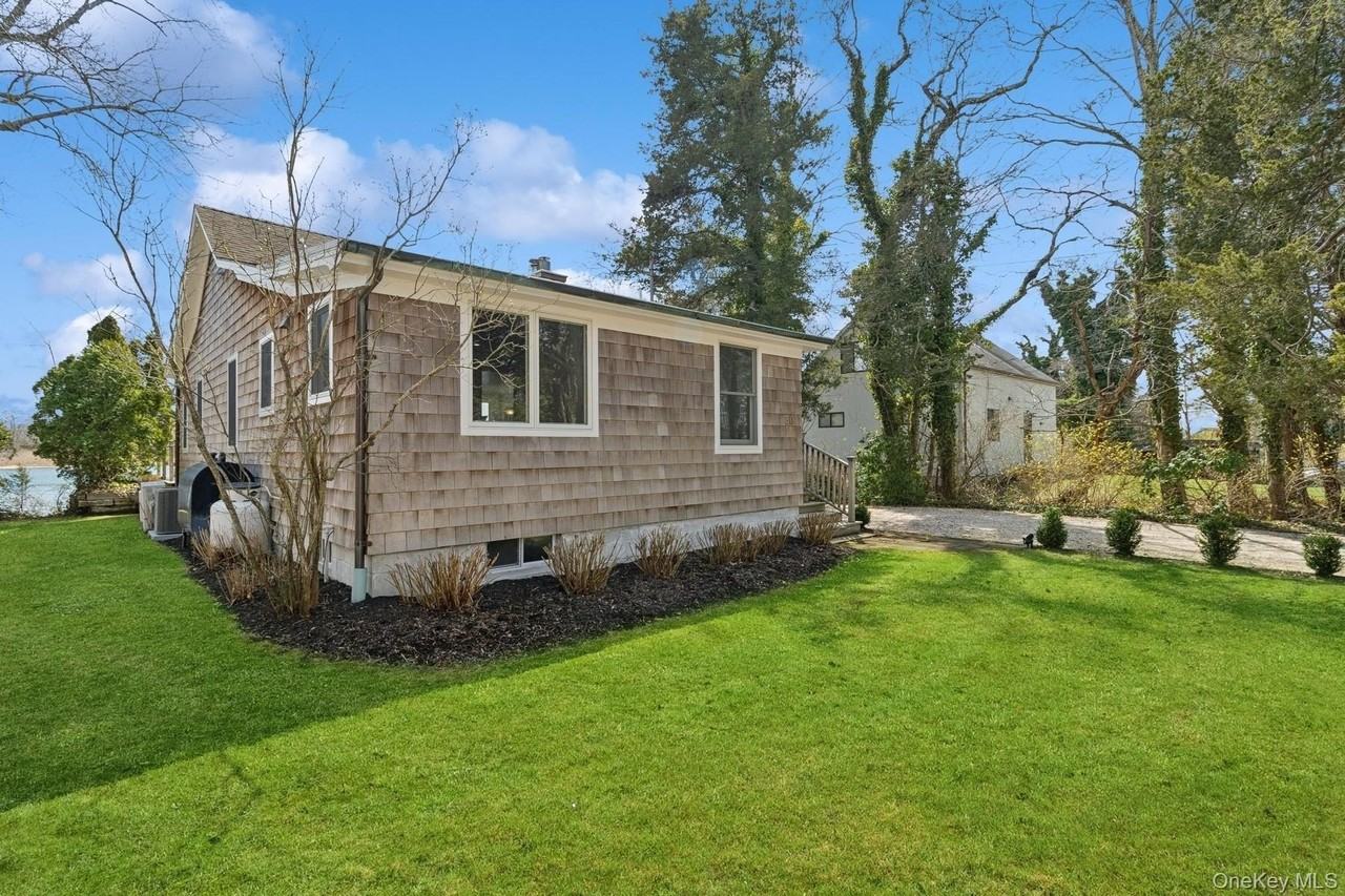 80 Towd Point Rd - Photo 4 of 30