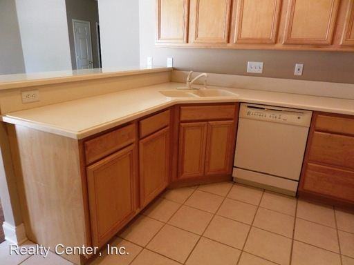 105 Galeberry Ave - Photo 3 of 19