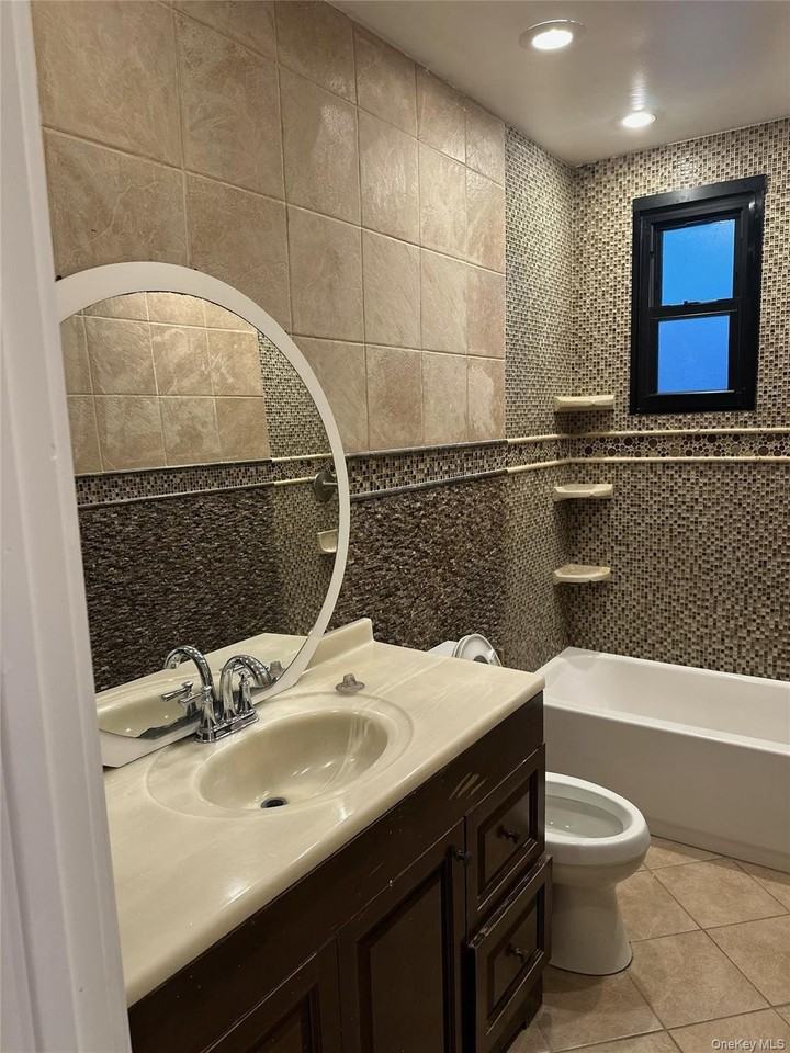 1666 New York Ave - Photo 7 of 7