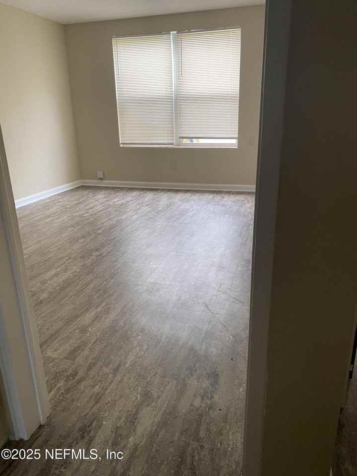 3121 Belden St #3 - Photo 3 of 9
