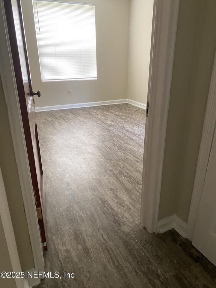 3121 Belden St #3 - Photo 6 of 9