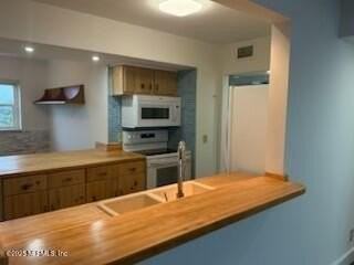 1565 Le Baron Ave #1565 - Photo 3 of 19