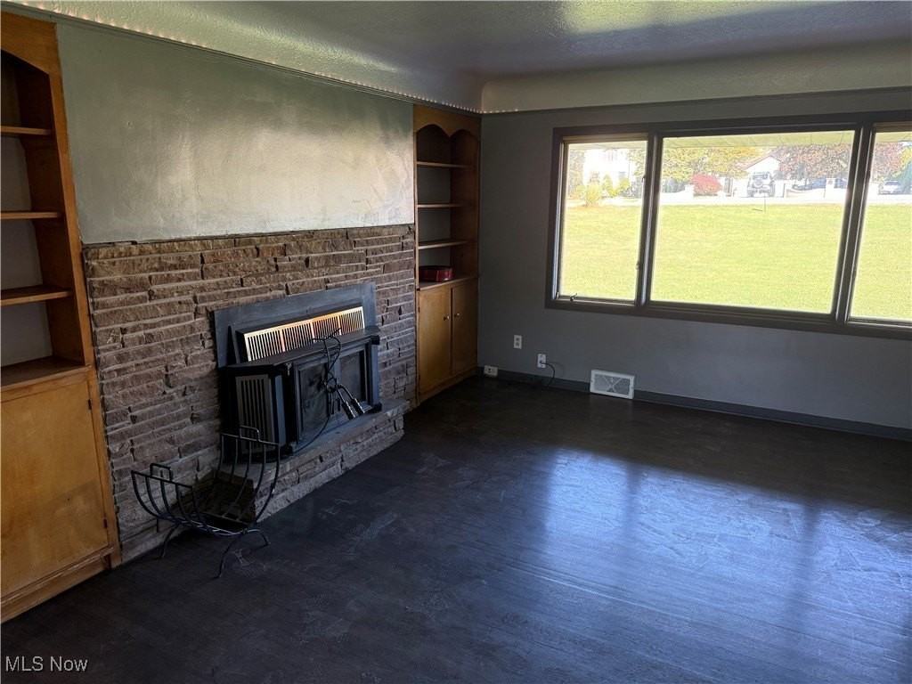 9060 State Rd - Photo 2 of 10