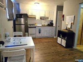 526 Valley Brook Ave Apt 1st - Photo 1 of 1