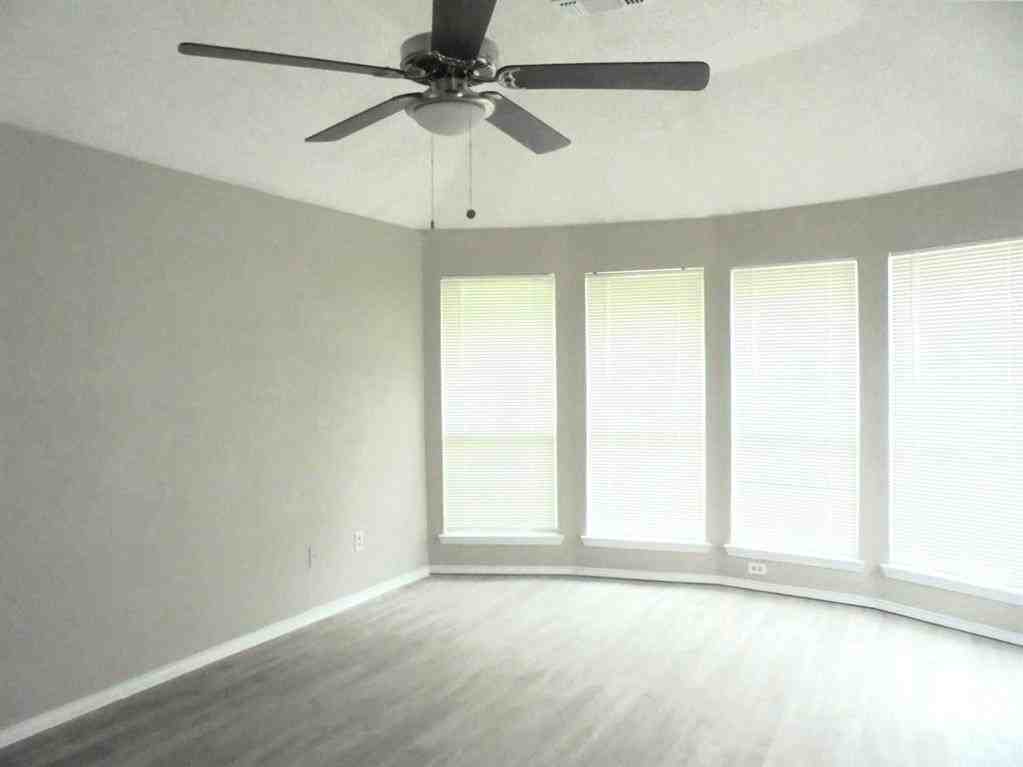 4732 N Cascades St - Photo 3 of 8