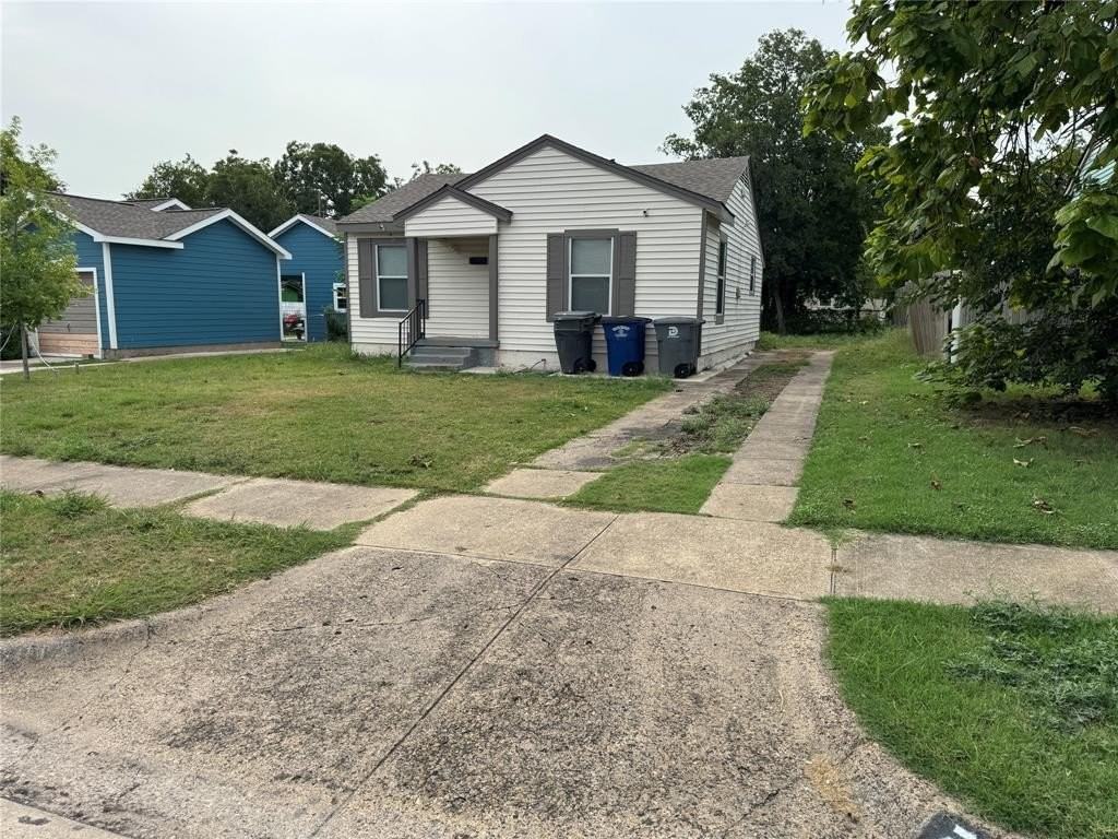 2016 Deer Path Drive - Photo 4 of 33