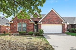 5917 Meadowglen Dr - Photo 1 of 1