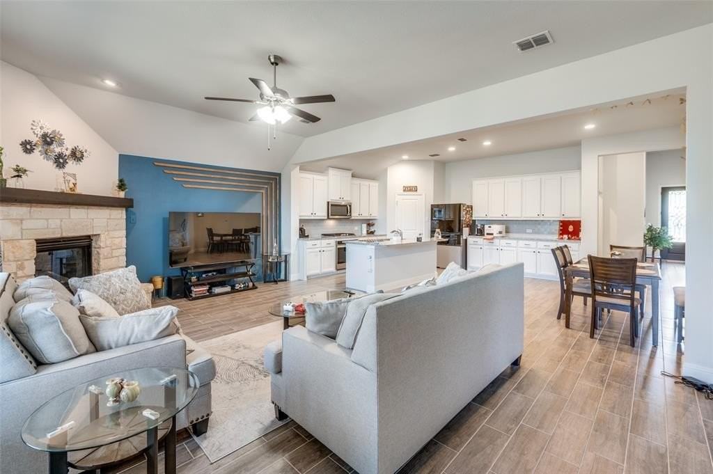 1216 Collett Sublett Rd - Photo 7 of 25