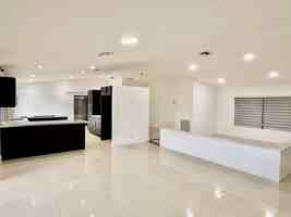 featured image of 10213 Sw 1st Ct